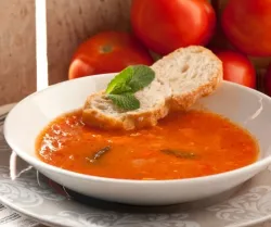 Sopa de tomates